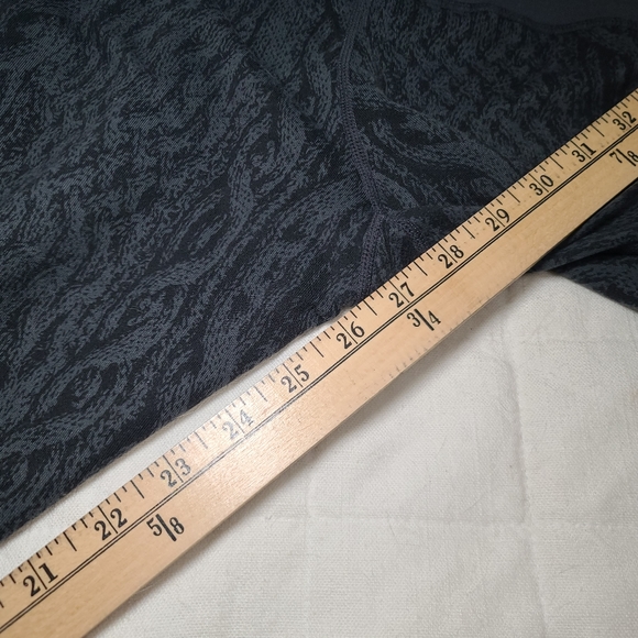 Wunder Under Pants Grey Black Knit Pattern Women's Size 6 Low Rise - Picture 5 of 10